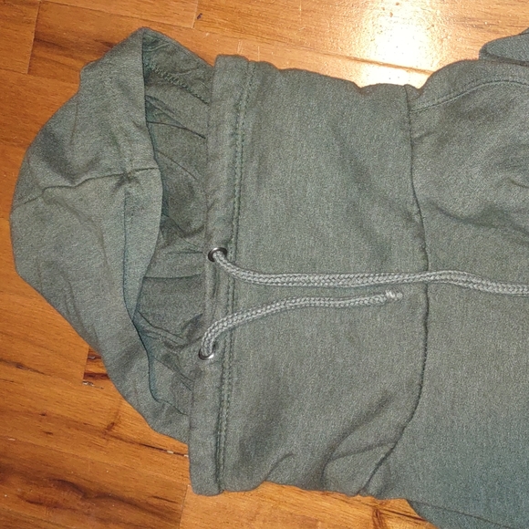 Carbon Green Turtleneck hoodie - Picture 5 of 5